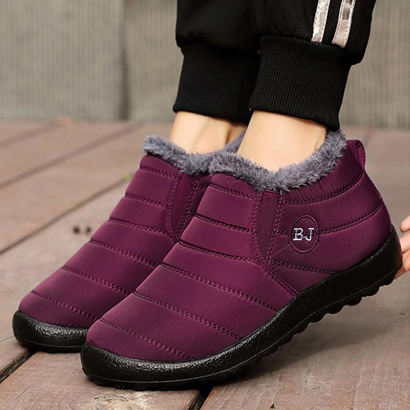 Bota de Inverno Feminina Impermeável e Aveludada® - Guavarina